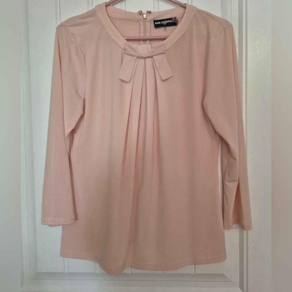 🏷Womens Karl Laugerfeld Blouse Size Medium